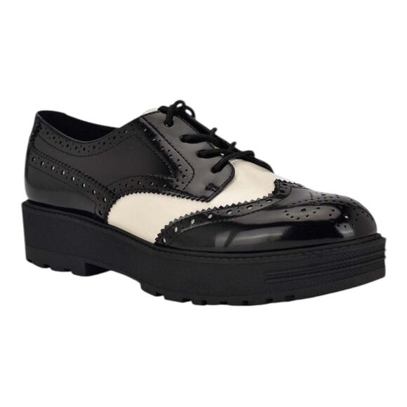 Nine West Women's Resttin Platform Wingtip Oxford Loafers Black Cream Size 9 1/2 - Picture 1 of 5